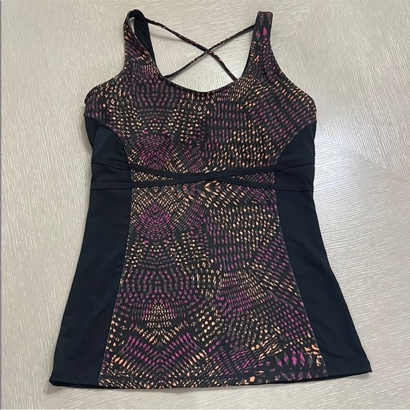Athleta Tops - Athleta Vibrant Patterned Cross Back Tank Top